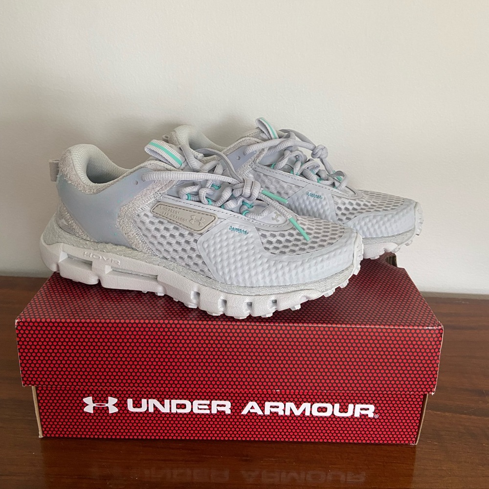 Under Armour HOVR Summit URBN TXT
